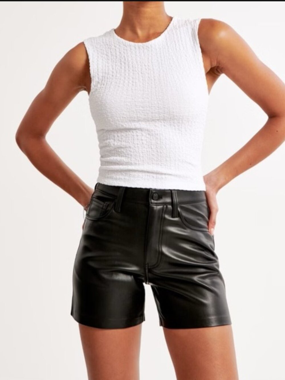 Abercrombie & Fitch Dad Shorts in Vegan Leather - Size 30